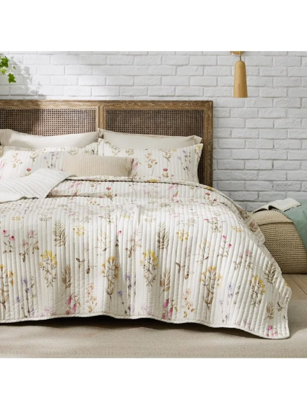 Reversible King Size Fall Quilt - Botanical Floral Comforter for Cozy Decor